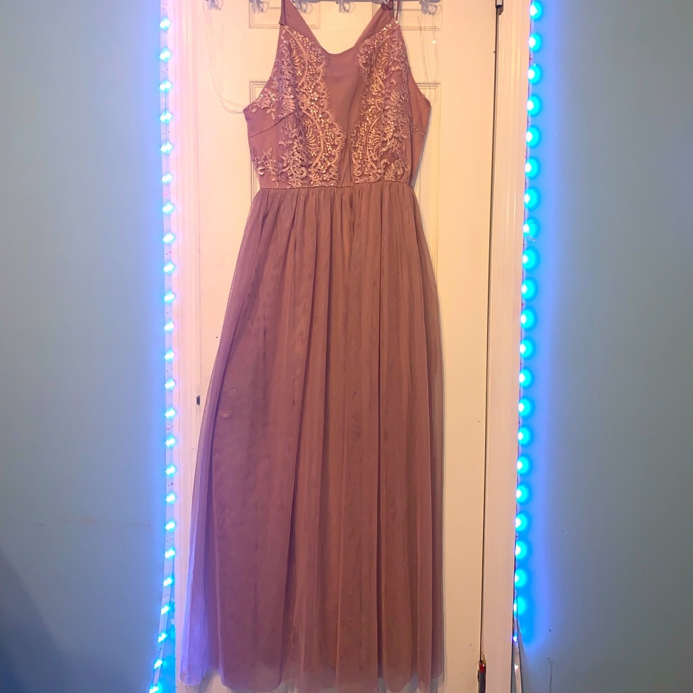 Unknown Brand. Bought at Resale Botique, Never worn. No tags.